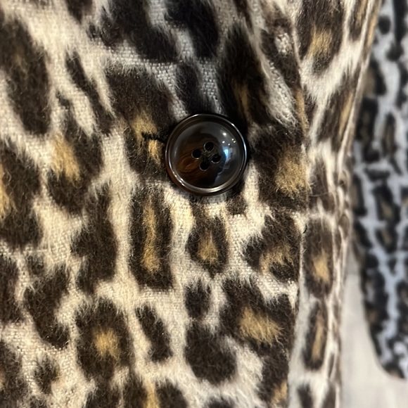 Leopard Coat - Picture 3 of 6